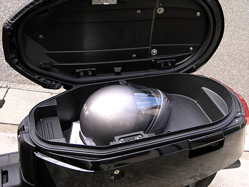 ���Q�b�W�΂ߏ�